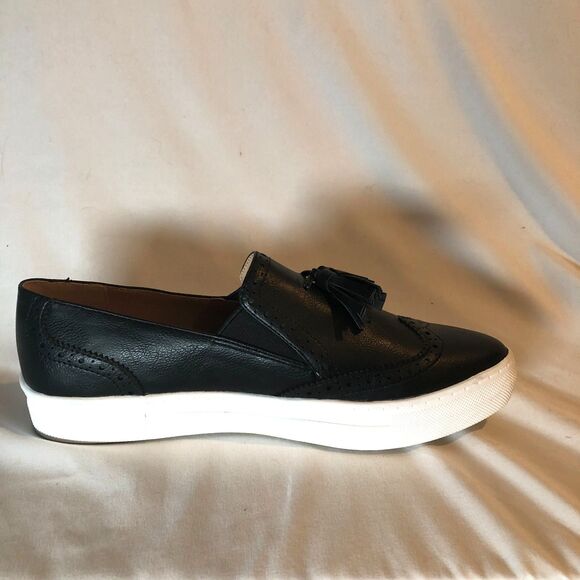 NWOB Journee Collection Alisha Wingtip Slip On Tasseled Loafer Shoes Sz 9.5 - Picture 4 of 6